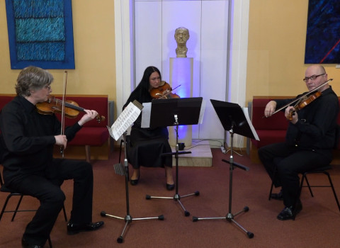 Antonín Dvořák - Terzetto